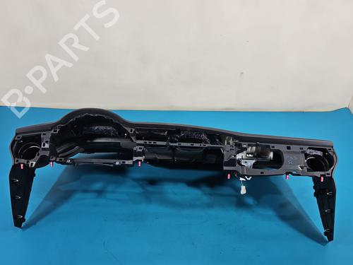 dashboard-toyota-auris-estate-_e18_-2013-2014-2015-2016-2017-2018-37840708 main image