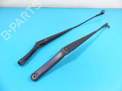 Used Front windshield wiper arm Front windshield wiper arm 37804949 37804949