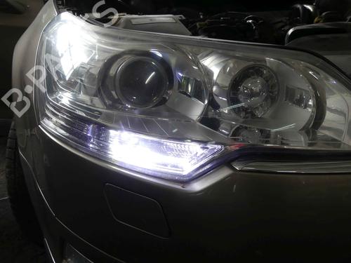 Right headlight CITROËN C5 III (RD_) 2.0 HDi (RDRHD8, RDRHDJ, RDRHR8, RDRHRJ) | BP37805667C29 - Image 13