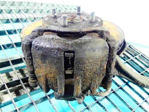 Used Right front brake caliper Right front brake caliper 37887013 37887013