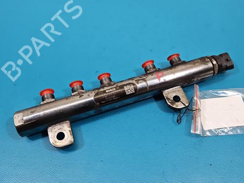 Used Injection rail Injection rail 37853362 37853362