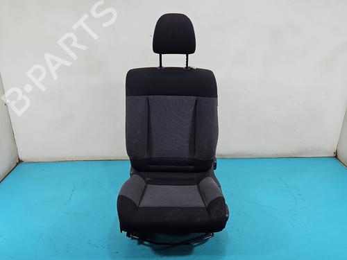 left-front-seat-citroen-c4-cactus-2014-37824134 main image