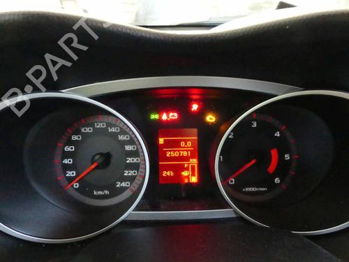 instrument-cluster-mitsubishi-outlander-ii-cw_w-2005-2006-2007-2008-2009-2010-2011-2012-37803404 main image