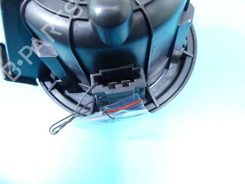 Heater blower motor CITROËN C4 CACTUS 1.2 VTi 82 | BP37892291M62 - Image 3