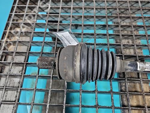 Left front driveshaft VOLVO V60 I (155) D4 | BP38135691M38 - Image 3