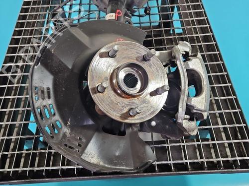Used Right front steering knuckle Right front steering knuckle TOYOTA COROLLA Saloon (_E21_) 1.8 VVTi Hybrid (ZWE219) (140 hp) 40292952 40292952