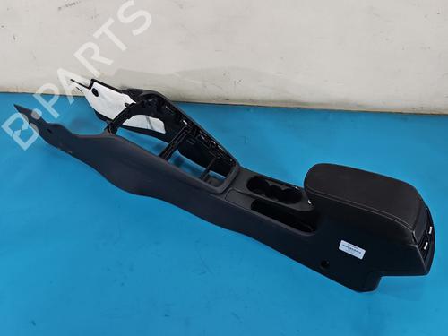 Used Armrest / Center console Armrest / Center console 37825561 37825561