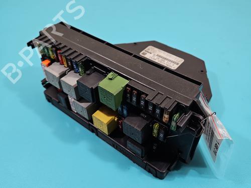 Used Fuse box Fuse box 38800459 38800459