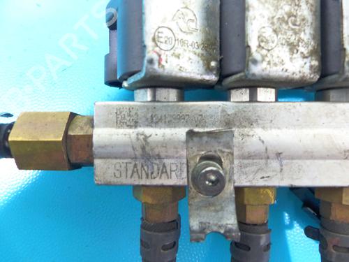 Injector VW GOLF IV Variant (1J5) 1.6 | BP37804725M100 - Image 5