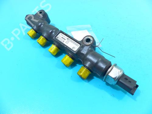 Used Injection rail Injection rail 37883255 37883255