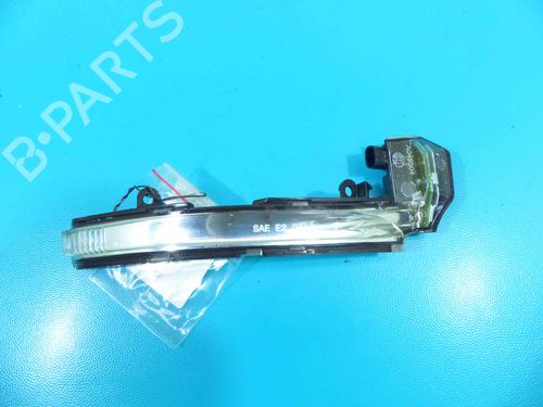 Right front indicator JAGUAR XF I (X250) 3.0 D | BP37884146C33 - Image 2
