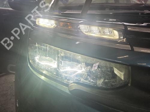right-headlight-citroen-c5-aircross-a_-2018-37832408 main image