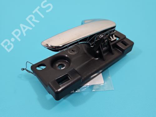 Used Front right interior door handle Front right interior door handle 37819796 37819796