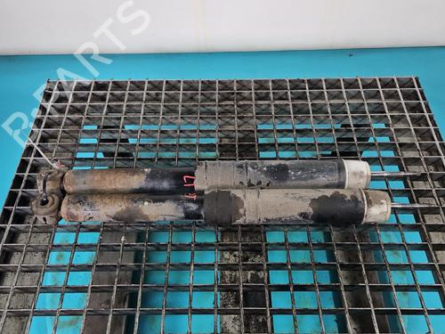 Used Left rear shock absorber Left rear shock absorber RENAULT CLIO IV (BH_) 1.2 16V (73 hp) 37817315 37817315