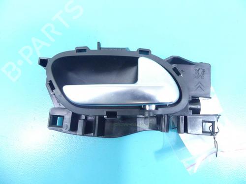 Used Front right interior door handle Front right interior door handle PEUGEOT 208 I (CA_, CC_) 1.4 VTi (95 hp) 37880289 37880289