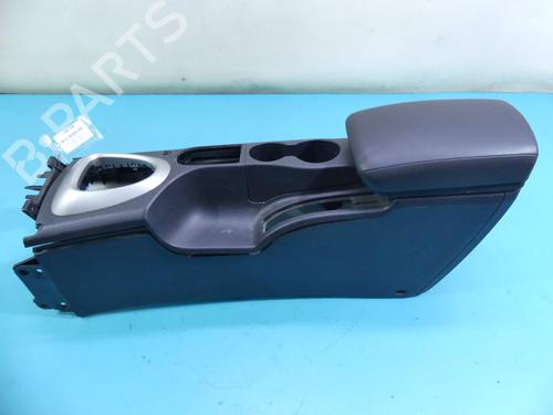 Used Armrest / Center console Armrest / Center console 37807711 37807711