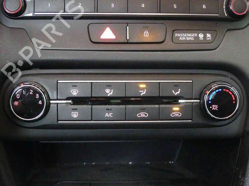 Used Climate control Climate control 37885531 37885531