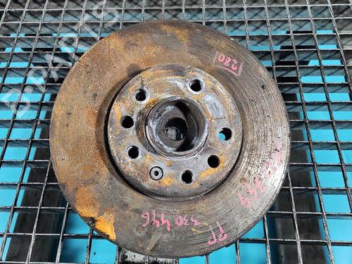 Used Right front steering knuckle Right front steering knuckle OPEL ASTRA H (A04) 1.8 (L48) (125 hp) 37822257 37822257