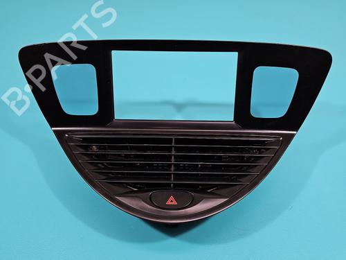 Used Air vent Air vent 38121014 38121014