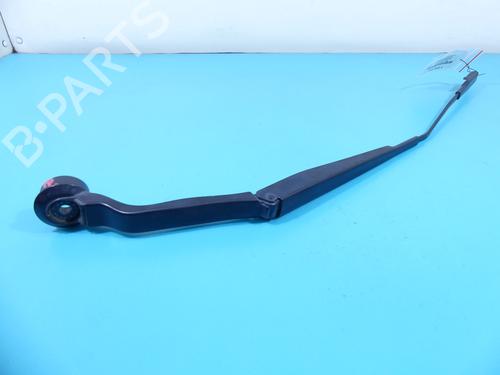 Used Front windshield wiper arm Front windshield wiper arm 37892424 37892424