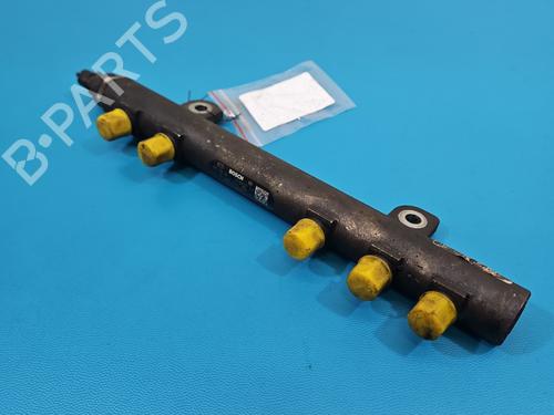 Used Injection rail Injection rail OPEL ASTRA H Saloon (A04) [2007-2014] 40078728 40078728