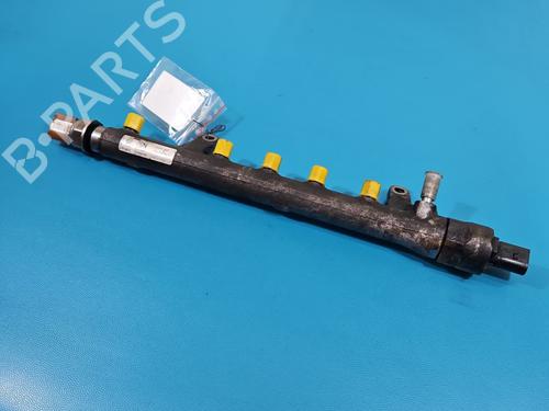 Used Injection rail Injection rail VW CADDY III MPV (2KB, 2KJ, 2CB, 2CJ) [2004-2016] 40078763 40078763