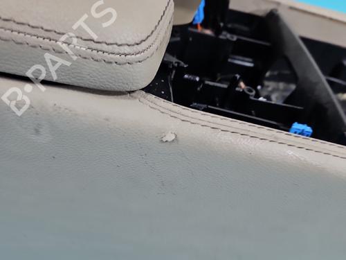 Armrest / Center console MERCEDES-BENZ CLS (C218) CLS 500 4-matic (218.391) | BP38122517I20 - Image 9