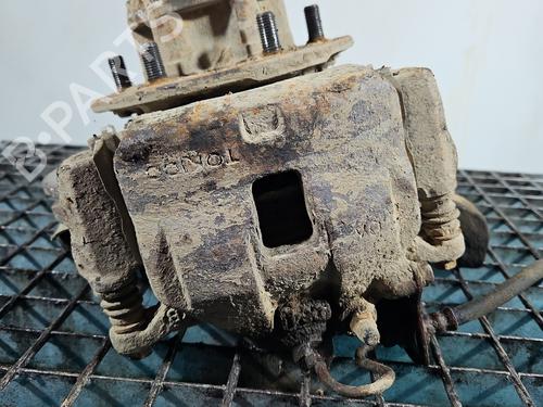 Used Right front brake caliper Right front brake caliper 38119072 38119072