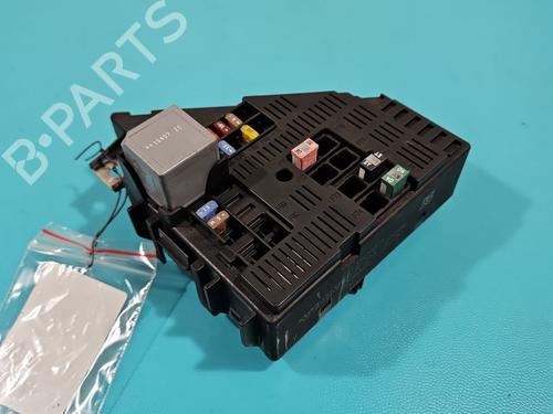 Used Fuse box Fuse box VOLVO V90 II Estate (235) D5 AWD (235 hp) 38121491 38121491
