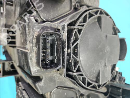 Right headlight BMW X5 (E70) xDrive 30 d | BP38116774C29 - Image 10