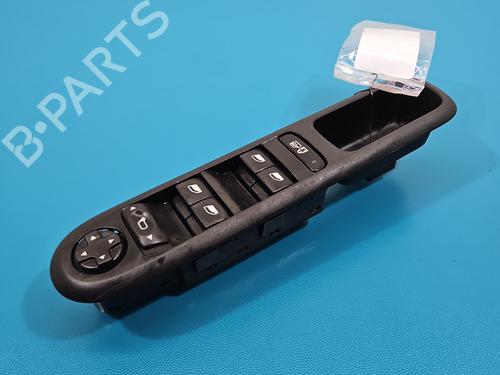 switch-peugeot-5008-0u_-0e_-2009-2010-2011-2012-2013-2014-2015-2016-2017-37824719 main image