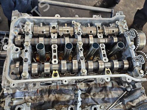 Used Cylinder head Cylinder head 37812672 37812672