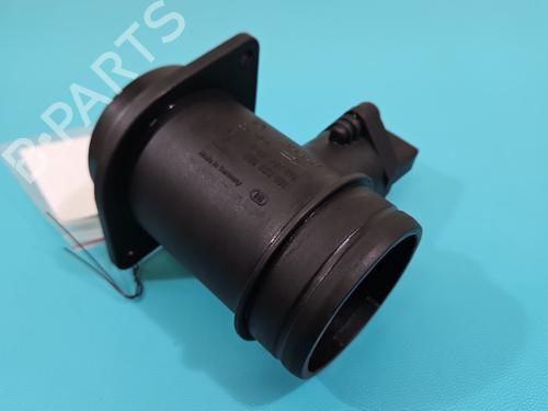 Used Mass air flow sensor Mass air flow sensor VW LT 28-46 II Platform/Chassis (2DC, 2DF, 2DG, 2DL, 2DM) 2.5 TDI (109 hp) 39911593 39911593