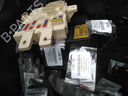 Fuse box KIA SPORTAGE III (SL) 2.0 CVVT AWD | BP37855974E1 - Image 6