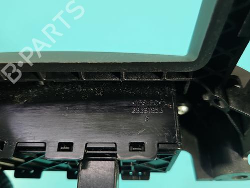 Switch JAGUAR XE (X760) 2.0 D | BP37826248I30 - Image 6