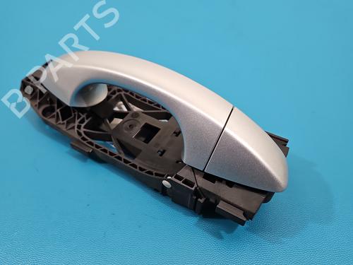 front-right-exterior-door-handle-skoda-scala-nw1-2019-38151613 main image