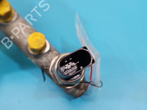 Injection rail SKODA RAPID Spaceback (NH1) 1.4 TDI | BP40062704M98 - Image 6