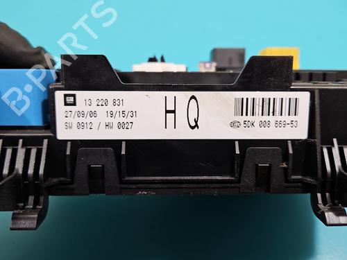 Fuse box OPEL ASTRA H (A04) 1.9 CDTI (L48) | BP38125238E1 - Image 3