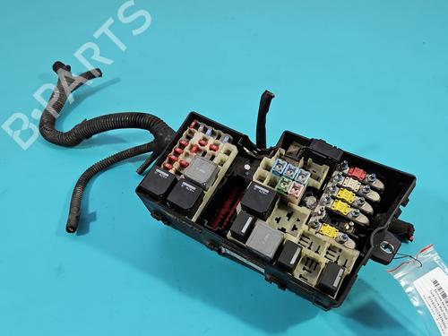 Used Fuse box Fuse box 37815127 37815127