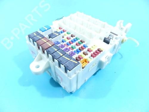 Used Fuse box Fuse box 37890362 37890362