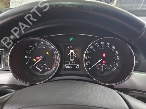 Used Instrument cluster Instrument cluster 38117913 38117913