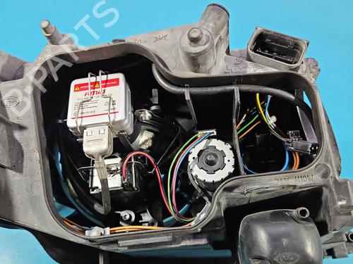 Left headlight BMW 3 (E90) 320 i | BP38701569C28 - Image 11