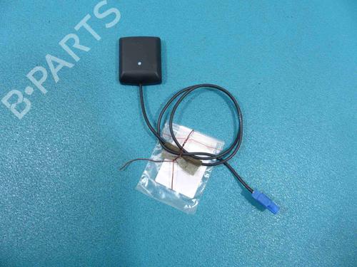 Antenne/Base Antenne/Base RENAULT LAGUNA Coupe (DT0/1) 2.0 dCi GT (DT11, DT1E, DT1N) (178 hp) 38153179 38153179