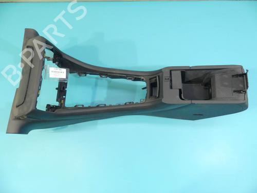 Armrest / Center console CITROËN C5 III Break (RW_) 2.0 HDi 140 | BP37806154I20 - Image 2