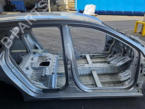 Used Right sideskirt Right sideskirt 38754489 38754489