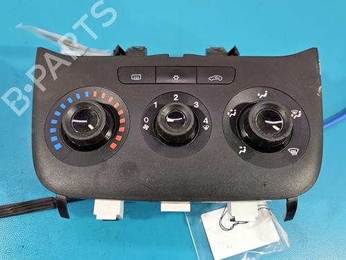 climate-control-fiat-punto-evo-199_-2008-39027810 main image