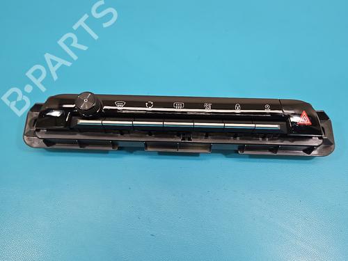 climate-control-citroen-c5-aircross-a_-2018-37832410 main image