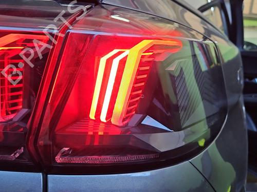 Used Right taillight Right taillight PEUGEOT 5008 II (MC_, MJ_, MR_, M4_) 1.5 BlueHDi 130 (MCYHZJ, MCYHZR, MCYHZX) (131 hp) 39990175 39990175