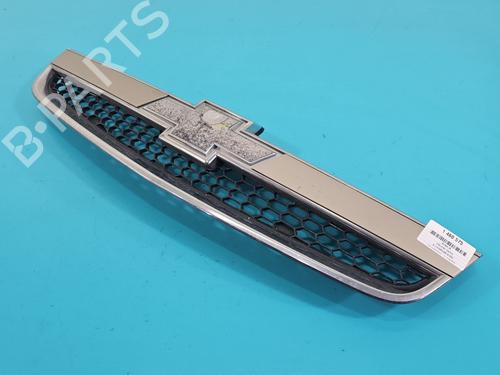 Grill Grill CHEVROLET CAPTIVA (C100, C140) 2.0 D 4WD (150 hp) 38132780 38132780