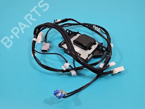 Antenne/Base Antenne/Base TOYOTA COROLLA Saloon (_E21_) 1.6 VVTi (ZRE210) (132 hp) 37813659 37813659